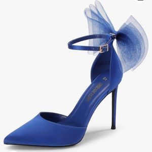 Blue heels with 4in heel